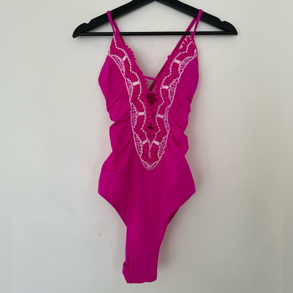 BECCA by Rebecca Virtue Delilah One-Piece Tie Back Swimsuit in Hot Pink Size L - Picture 1 of 3